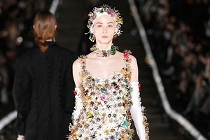 フミエ タナカ 2025-26年秋冬コレクション - ありのままの美しさ