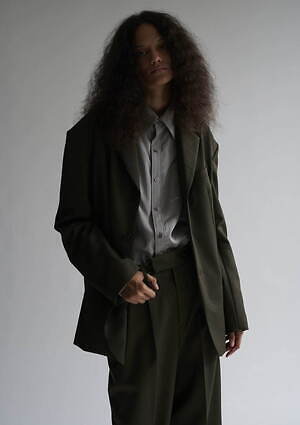 アンスクリア(INSCRIRE) 2025年春夏ウィメンズ&メンズコレクション  - 写真19