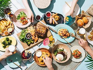 屋外ビアガーデン「プレミアム ビアテラス」二子玉川ライズで、“ハワイ”フード＆リゾートカクテル｜写真14