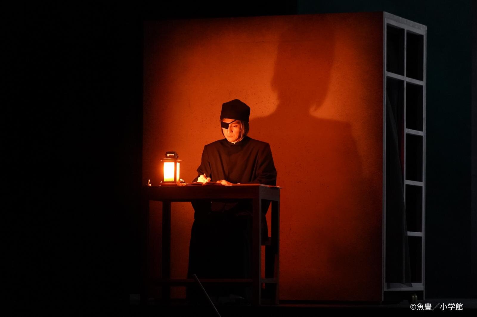 舞台『チ。-地球の運動について-』窪田正孝×三浦透子×森山未來、地動説の証明に命を懸ける人々を描く｜写真8