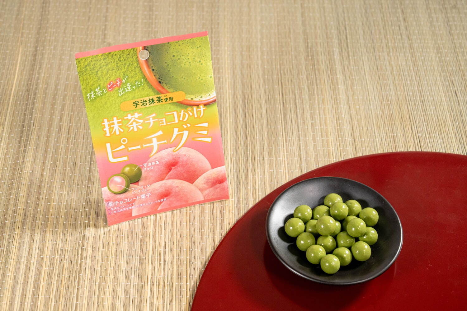 ファミリーマート「抹茶×フルーツ」の新作スイーツ、抹茶いちご味の辻利コラボアイスやティラミス｜写真4