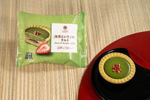 ファミリーマート「抹茶×フルーツ」の新作スイーツ、抹茶いちご味の辻利コラボアイスやティラミス｜写真3