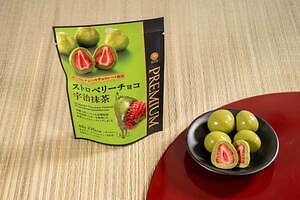 ファミリーマート「抹茶×フルーツ」の新作スイーツ、抹茶いちご味の辻利コラボアイスやティラミス｜写真2