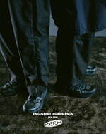 エンジニアド ガーメンツ×キーンのメンズスニーカー、煌めく“ウエスタン刺繍”とブラックアッパーで｜写真10