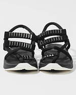 アンダーカバー×ノンネイティブ、スタッズ付きロープサンダル＆染色リネンのイージーパンツ｜写真5