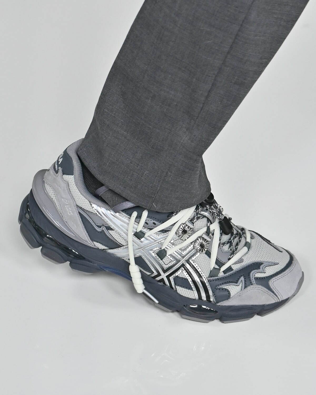 トーガ(TOGA), アシックス(ASICS) ゲルNYC｜写真2