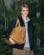 バーバリーのメンズアウター、軽い“1枚仕立て”コットンジャケットや撥水ギャバジンのトレンチコート｜写真5