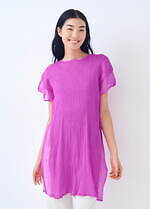 ミー イッセイ ミヤケ、“夢の中の花”を描いたストレッチプリーツトップス＆鮮やかチュニック｜写真7