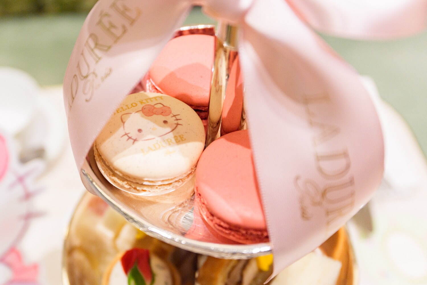 ラデュレ(Ladurée) ハローキティ アフタヌーンティー｜写真13