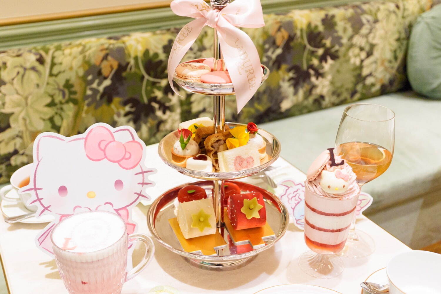 ラデュレ(Ladurée) ハローキティ アフタヌーンティー｜写真9