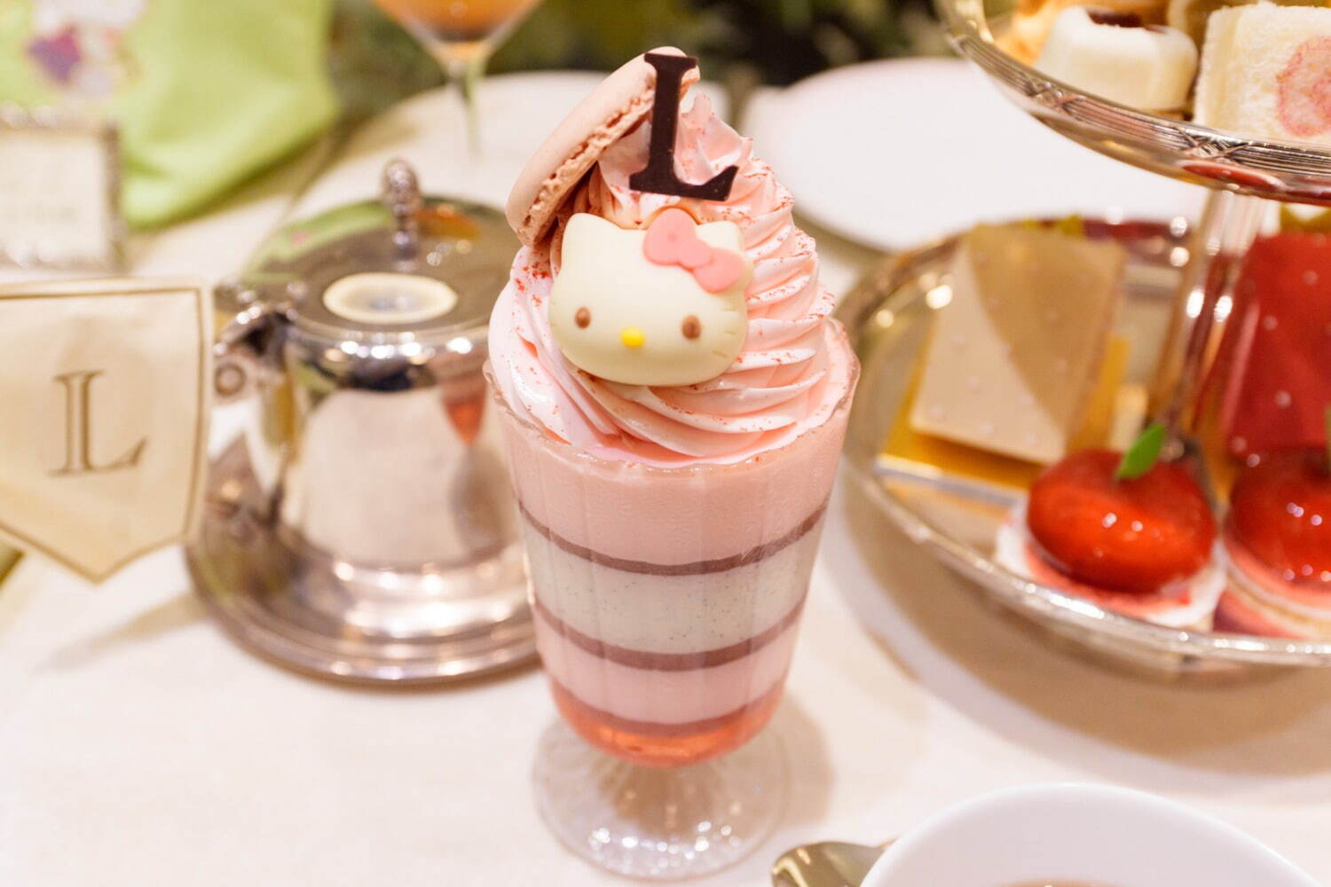 ラデュレ(Ladurée) ハローキティ アフタヌーンティー｜写真16