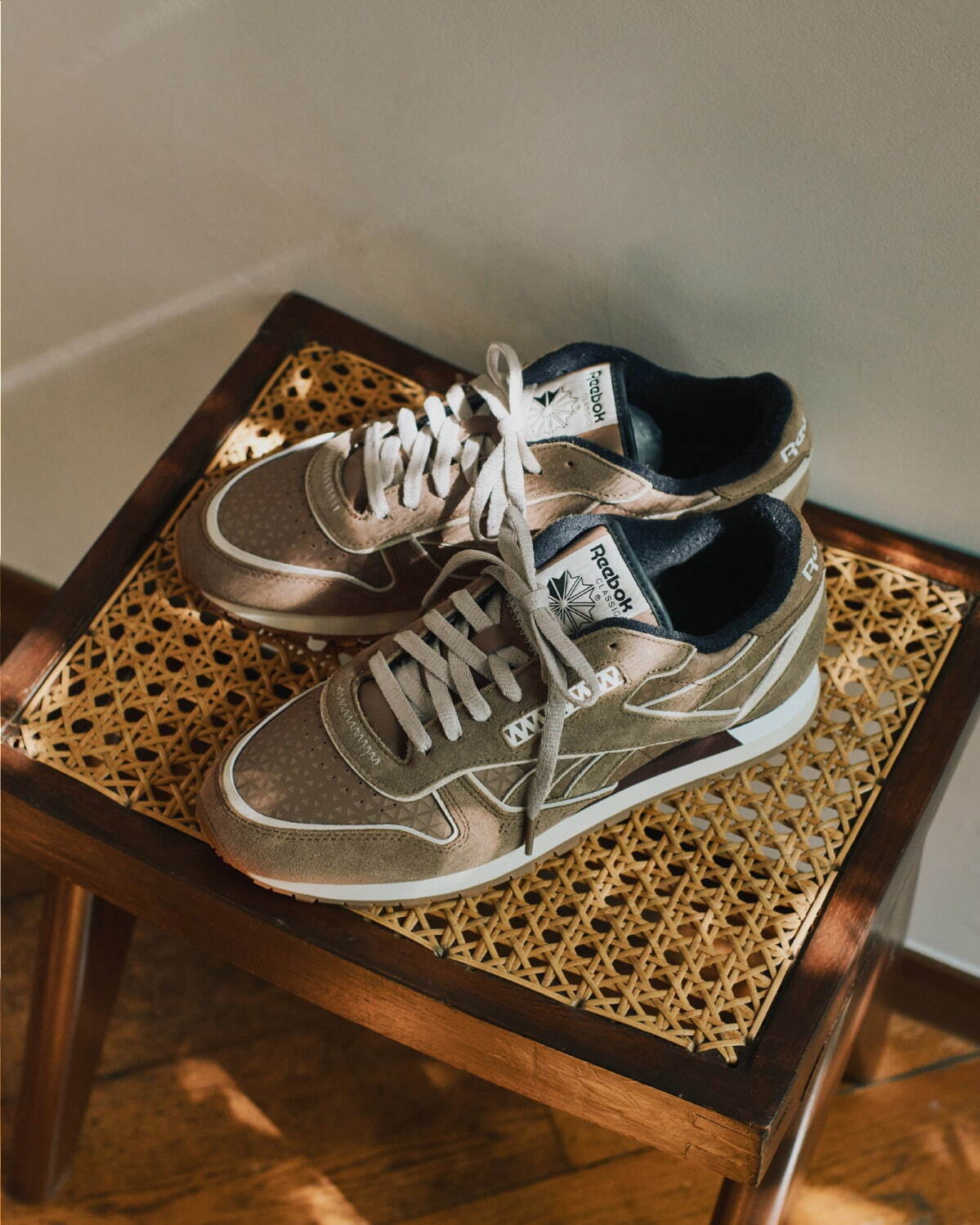 ホワイトマウンテニアリング(White Mountaineering), リーボック(Reebok) クラシック レザー｜写真6