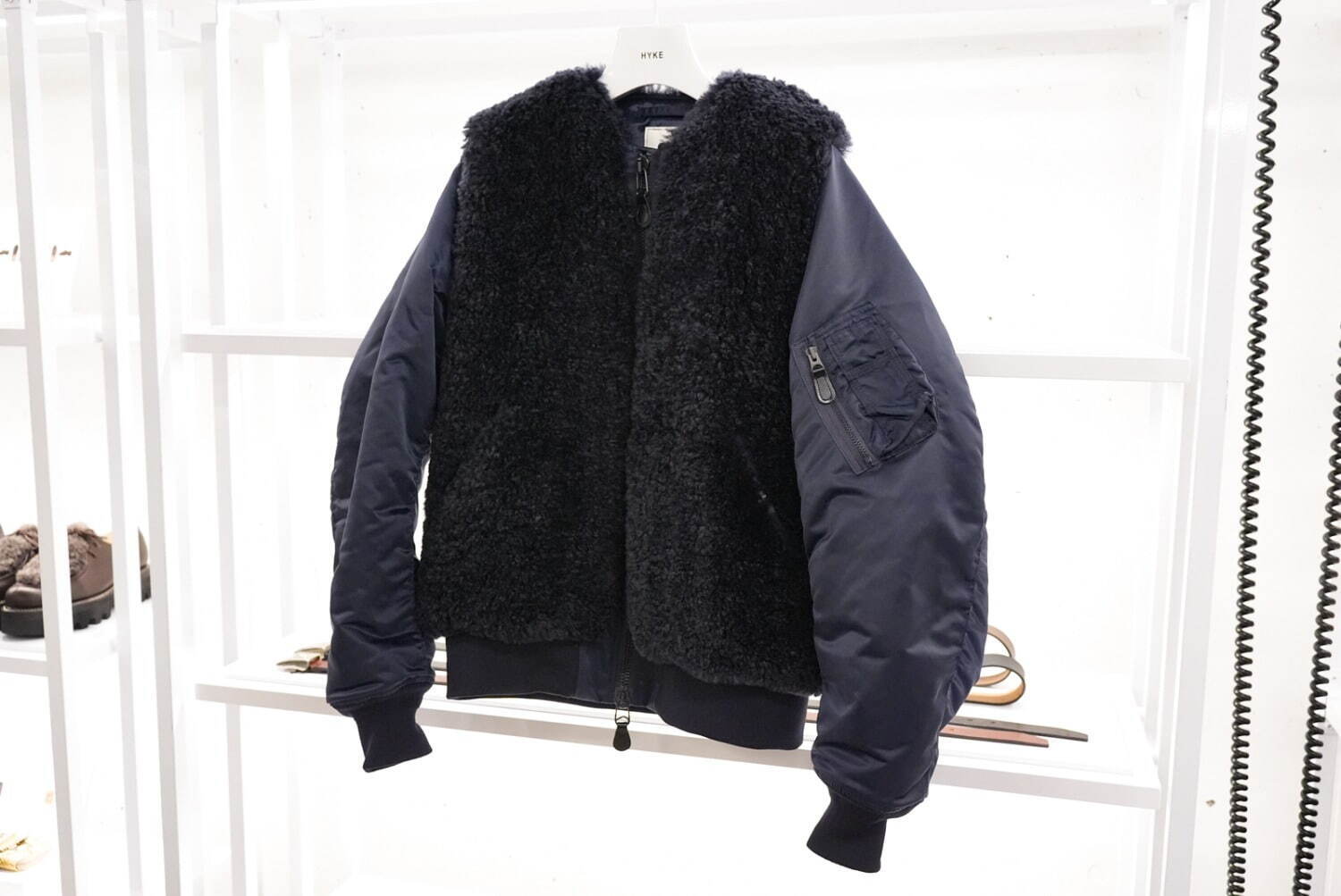 FAUX SHEARLING TYPE MA-1 JACKET 91,300円