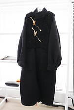 ハイク2025年秋冬の注目アウター、“ボア素材”の切り替えダッフルコート＆フライトジャケットなど｜写真4