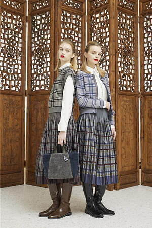 ユキ トリヰ(YUKI TORII) 2025-26年秋冬ウィメンズコレクション  - 写真27