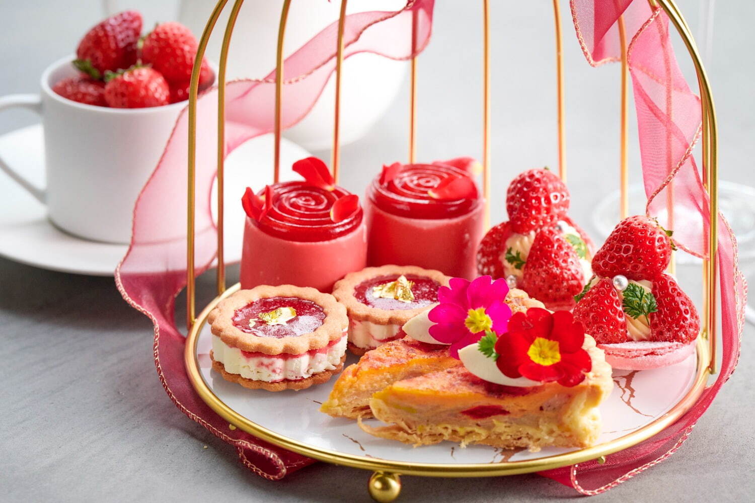「miniストロベリーアフタヌーンティー」3,400円