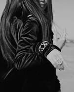 リュイ“うねる輪”モチーフのウィメンズジュエリー、シルバーリング＆揺らぐダイヤモンド付きピアス｜写真7