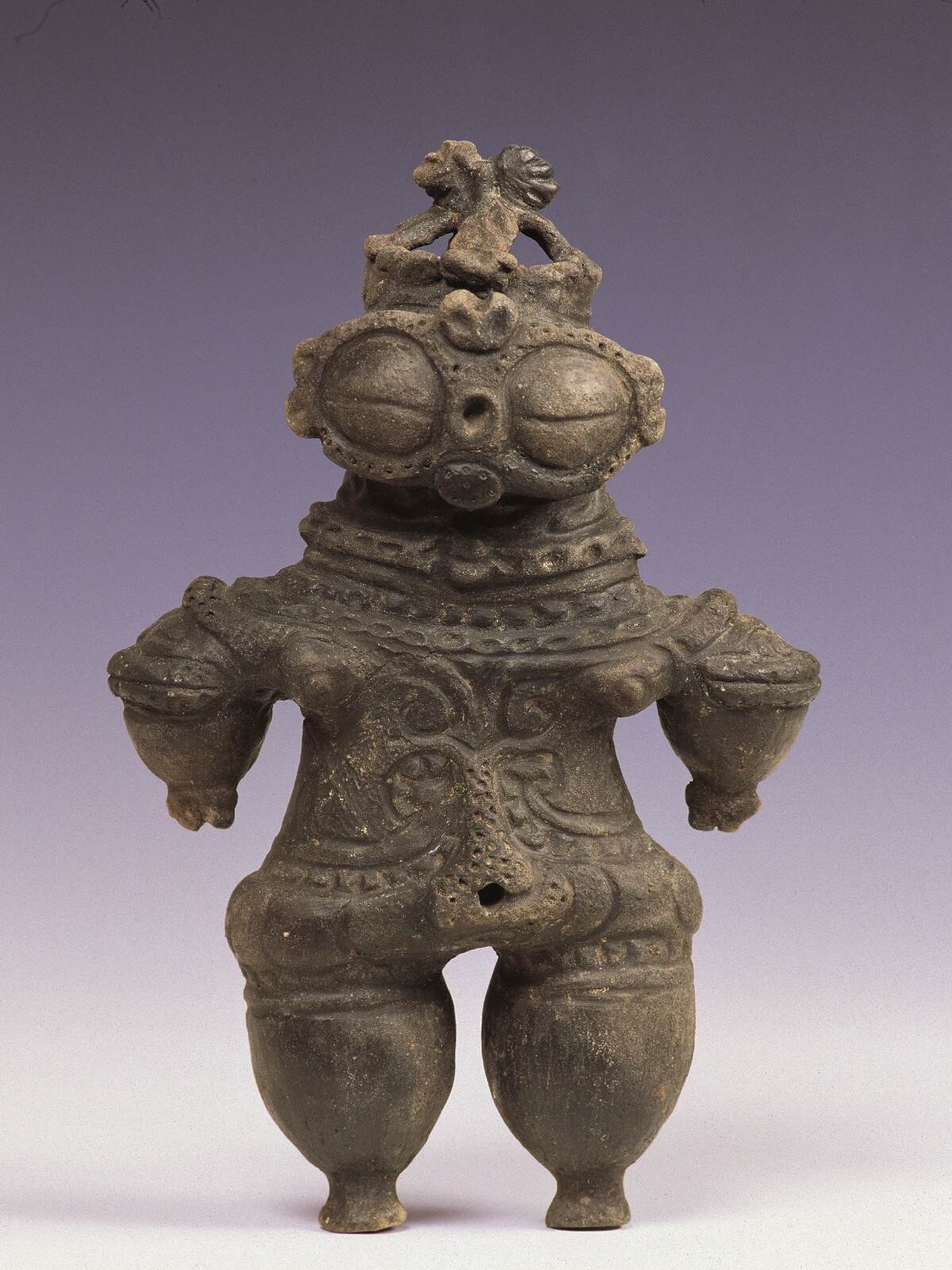 重要文化財 《遮光器土偶》 文化庁蔵 岩手県立博物館保管 写真提供：岩手県立博物館