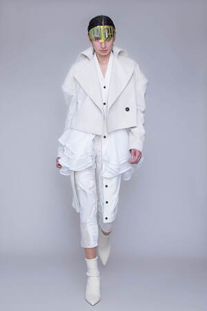 ガーウィン(GURTWEIN) 2025-26年秋冬ウィメンズコレクション  - 写真1