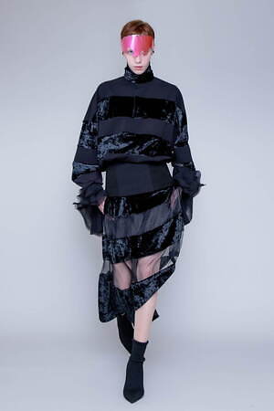 ガーウィン(GURTWEIN) 2025-26年秋冬ウィメンズコレクション  - 写真17