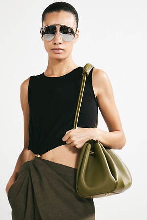 ロエベ(LOEWE) マドリード｜写真24