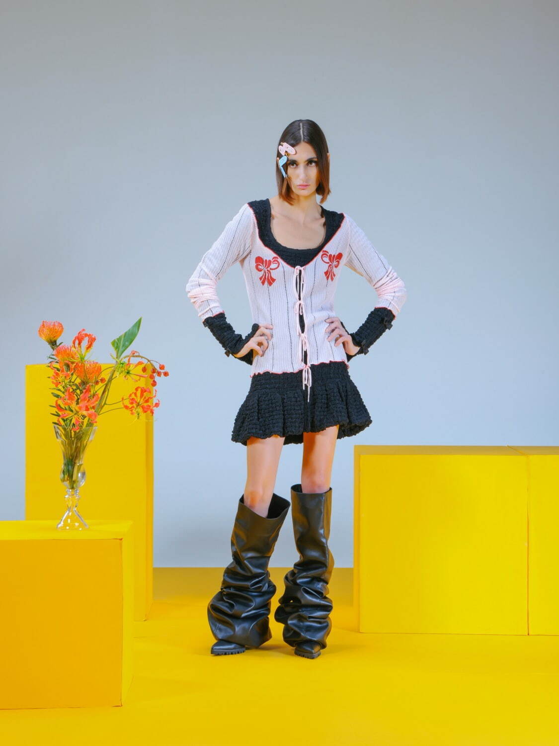 パメオポーズ25年春ウェア、“デニム風”ニットジャケット＆たっぷりフリルのレースブラウス｜写真29