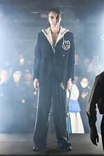 ディゼムバイシーク 2025-26年秋冬コレクション - 部屋の中で見つける小さな幸せ｜写真23