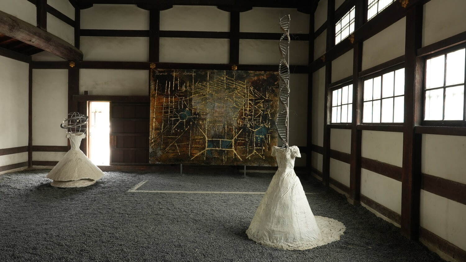 Installation views of <i width="1500" height="843">Anselm Kiefer: SOLARIS</i> at Nijo Castle, Kyoto, 2025.
Photo: Ufer! Art Documentary; Courtesy of Fergus McCaffrey.
