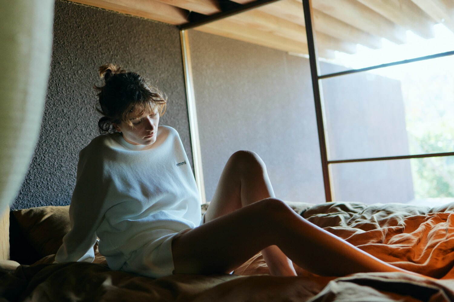 エミ(emmi) 2025年春夏ウィメンズコレクション  - 写真2