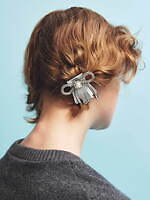 ミュベール 2025-26年秋冬コレクション - ほわほわな動物たちが暮らすメルヘンな世界｜写真17