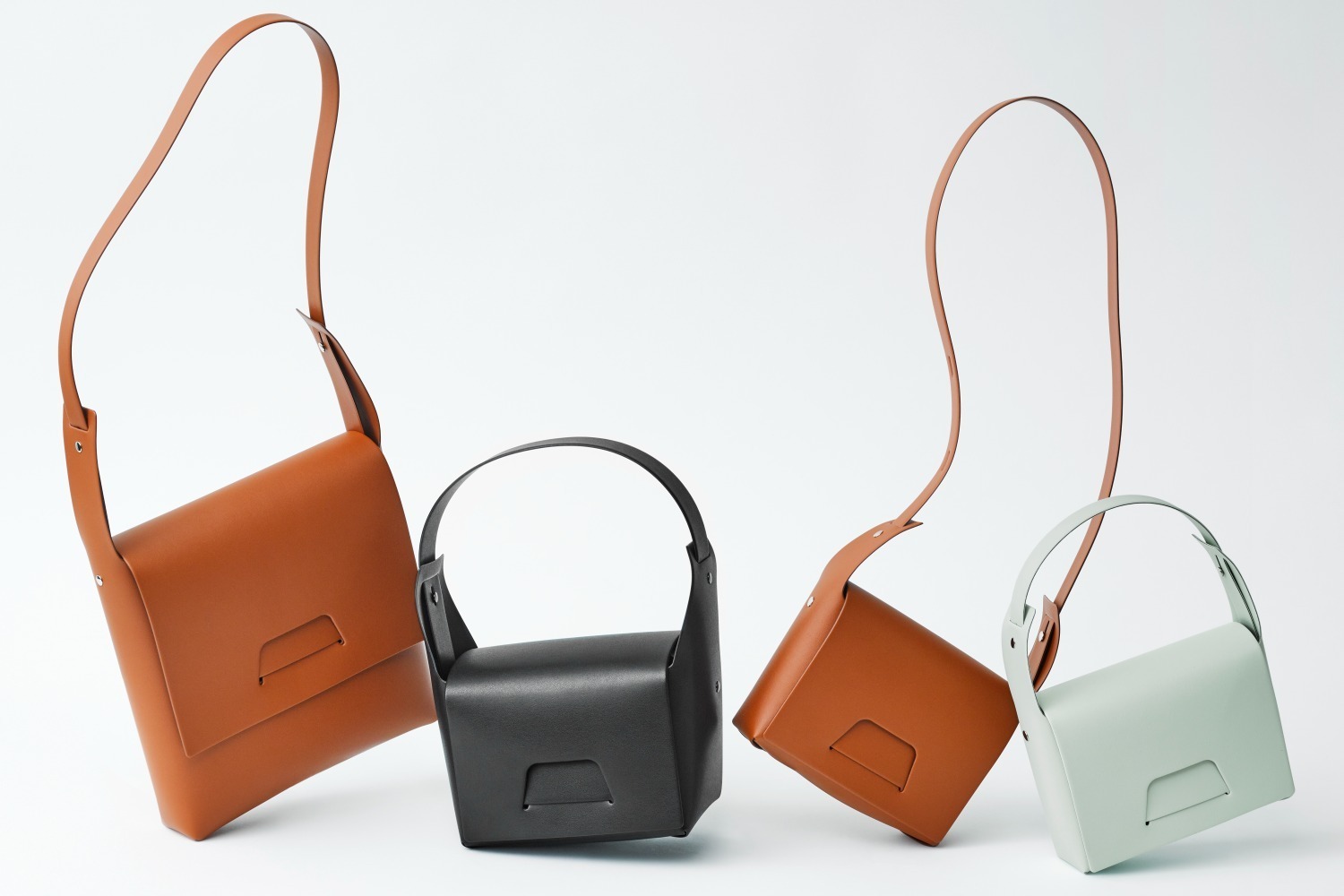 BAO BAO ISSEY MIYAKEのトートバッグ「ルーセント」1/4ミニ