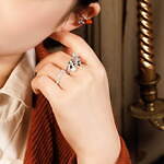 イー・エム 青山店限定ジュエリー、“好みのカラーストーンを選べる”リング＆錠前モチーフのネックレス｜写真32