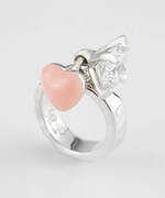 イー・エム 青山店限定ジュエリー、“好みのカラーストーンを選べる”リング＆錠前モチーフのネックレス｜写真15