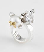 イー・エム 青山店限定ジュエリー、“好みのカラーストーンを選べる”リング＆錠前モチーフのネックレス｜写真13