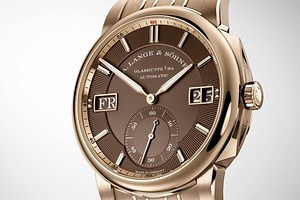 A.ランゲ＆ゾーネの腕時計「オデュッセウス」ハニーゴールドケース×ブラウンダイヤルの25年新作