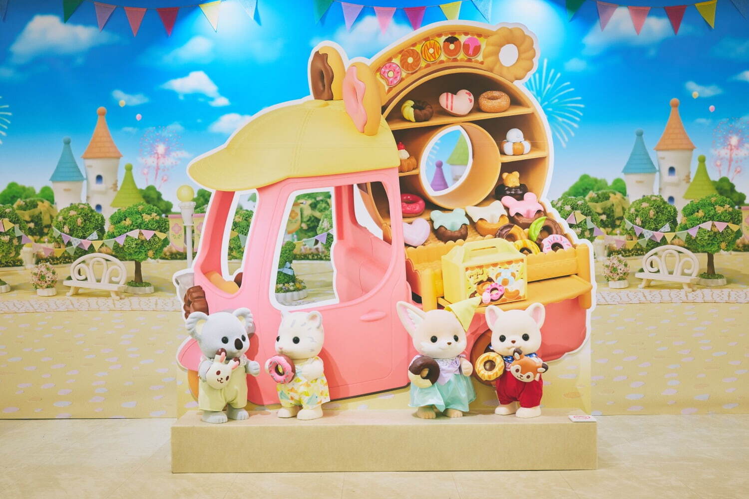 「シルバニアファミリー展40th」歴代ハウスや大型ジオラマが東京・池袋に、コラボフード＆スイーツも｜写真6