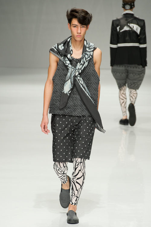 フェノメノン 2011年春夏<span>コレクション</span> - 写真22