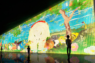 「踊る！アート展と、学ぶ！未来の遊園地」