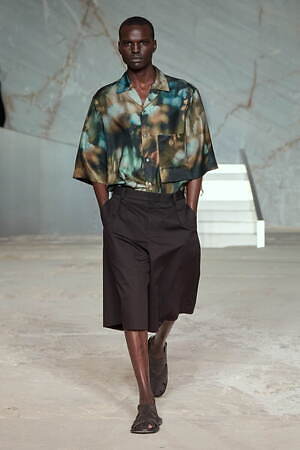 コス(COS) 2025年春夏ウィメンズ&メンズコレクション  - 写真24