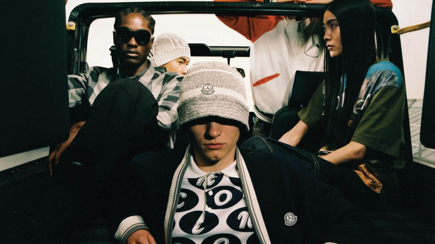 モンクレール(MONCLER) モンクレール × メルセデス・ベンツ バイ NIGO｜写真26