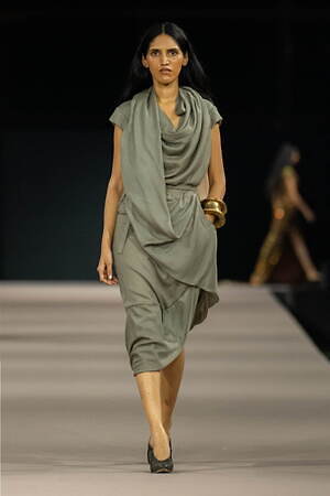 ヴィヴィアン・ウエストウッド(Vivienne Westwood) 2025年春夏ウィメンズ&メンズコレクション  - 写真19