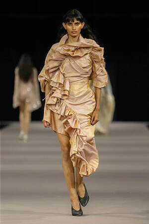 ヴィヴィアン・ウエストウッド(Vivienne Westwood) 2025年春夏ウィメンズ&メンズコレクション  - 写真20