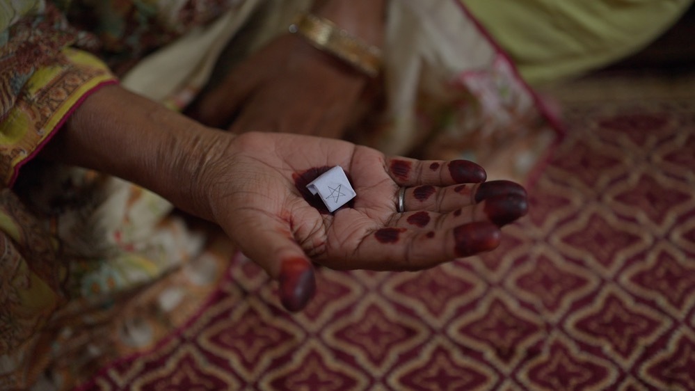 シャハナ・ラジャニ 《回復のための四つの行為》より 制作：ハン・ネフケンス財団