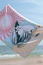 ムーミン アラビアの“パステルカラー”食器、海辺で遊ぶムーミンのマグカップやプレートなど｜写真6