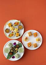 帝国ホテル 東京の南国フルーツアフタヌーンティー、マンゴー香るムース＆パッションフルーツデザート｜写真2