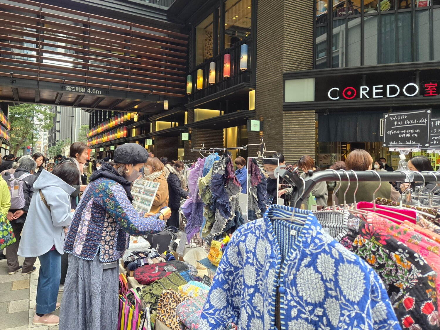 「第34回 オールドニューマーケット」日本橋仲通りにアクセサリーや暮らしの道具など約50店舗｜写真4