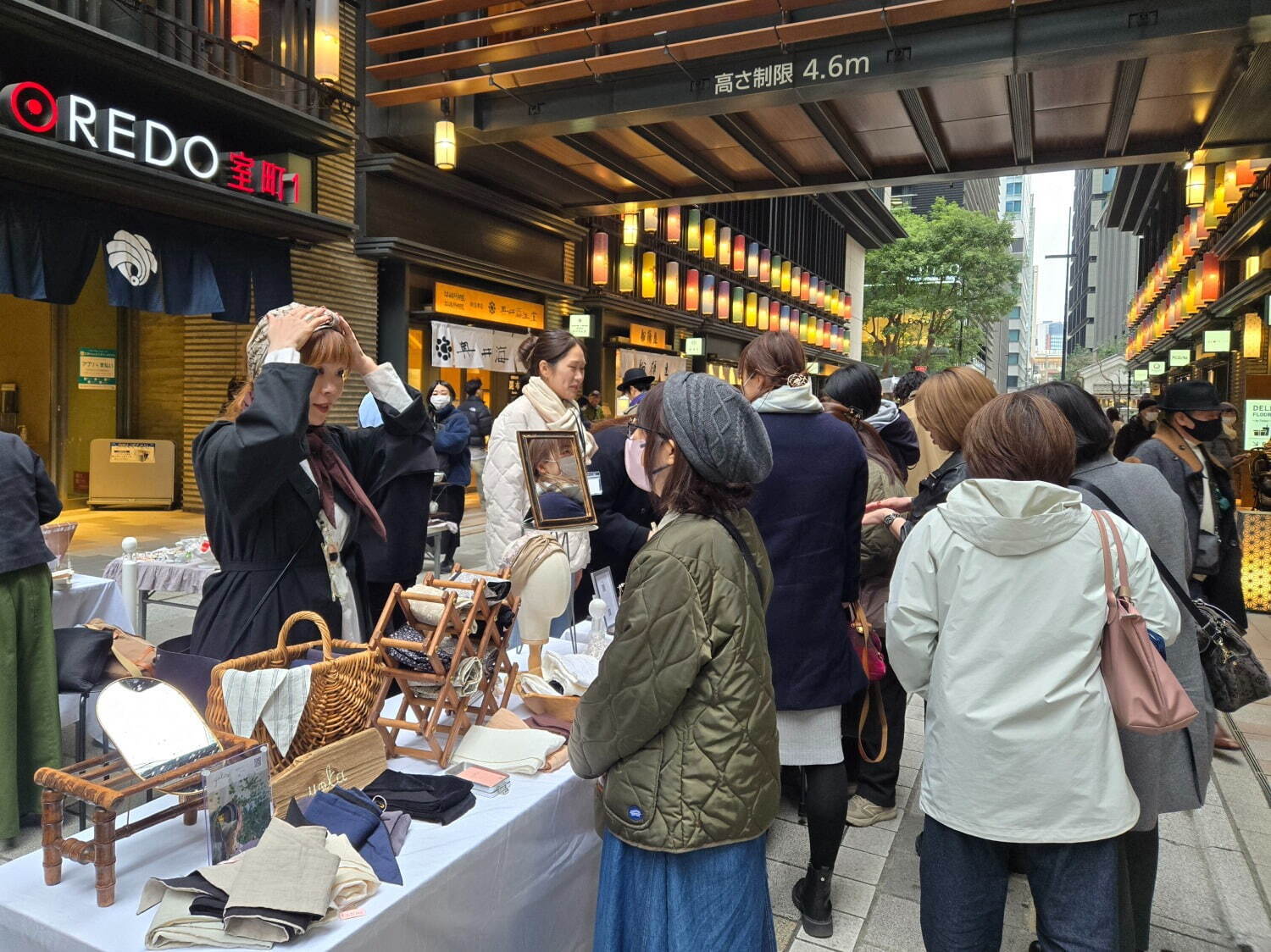 「第34回 オールドニューマーケット」日本橋仲通りにアクセサリーや暮らしの道具など約50店舗｜写真13
