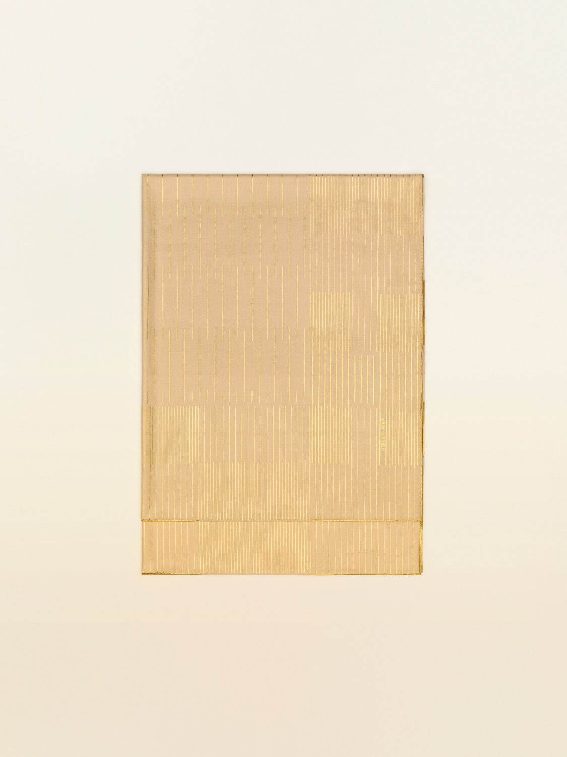 エルメスのホームコレクション、色鮮やかな“被せガラス”のオブジェ＆カシミアのブランケット｜写真40