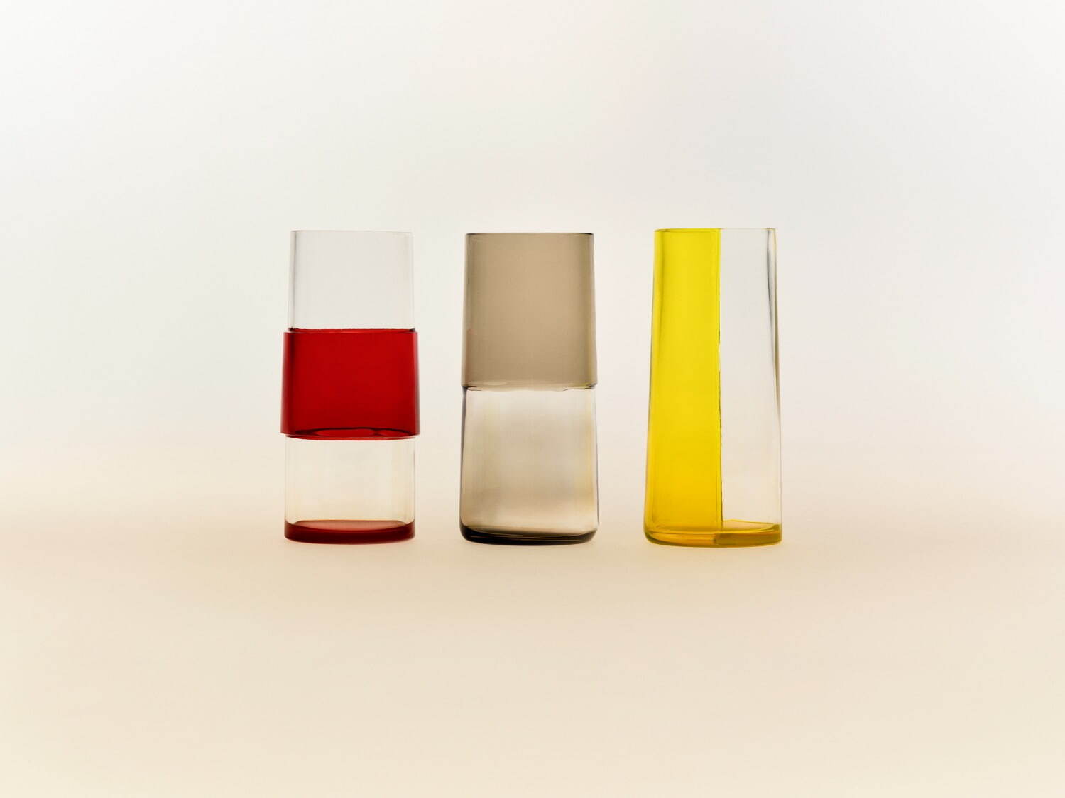 エルメスのホームコレクション、色鮮やかな“被せガラス”のオブジェ＆カシミアのブランケット｜写真35