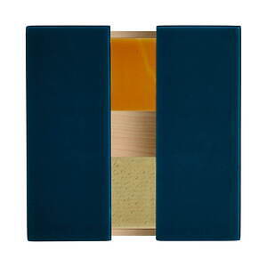 エルメスのホームコレクション、色鮮やかな“被せガラス”のオブジェ＆カシミアのブランケット｜写真26